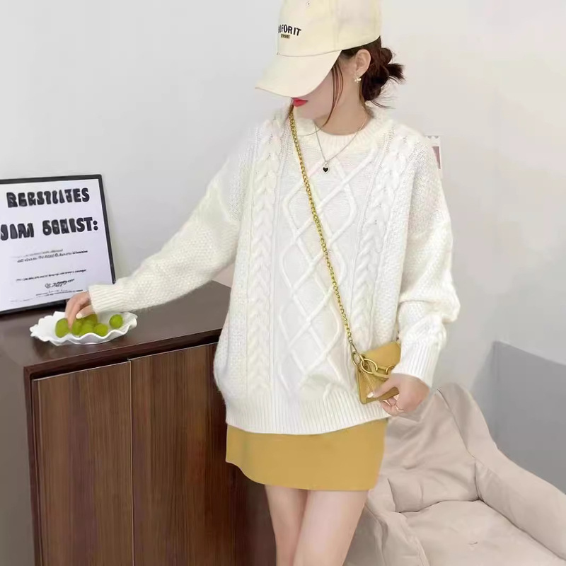 2023 autumn and winter twist this life new year Christmas big red pullover loose wear lazy wind sweater sweater women