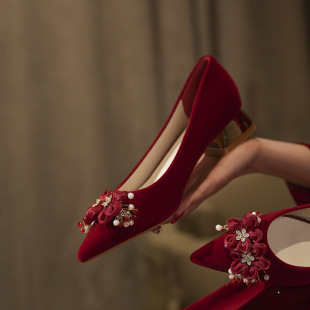 3333-55 Flower Style Burgundy Wedding Shoes for Women with Thick Heel and Low Heel 3cm Chinese Xiuhe Wedding Bride Shoes That Are Not Tiring for the Feet