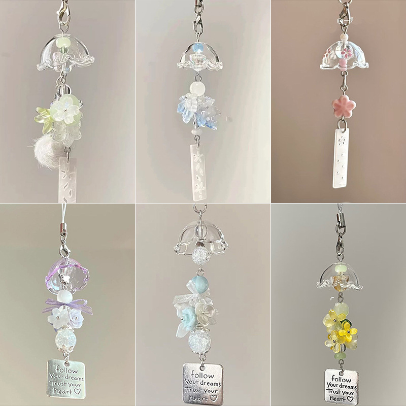 Spring and summer fresh osmanthus jasmine maple leaf wind chime pendant sweet girly bag phone chain healing accessory gift