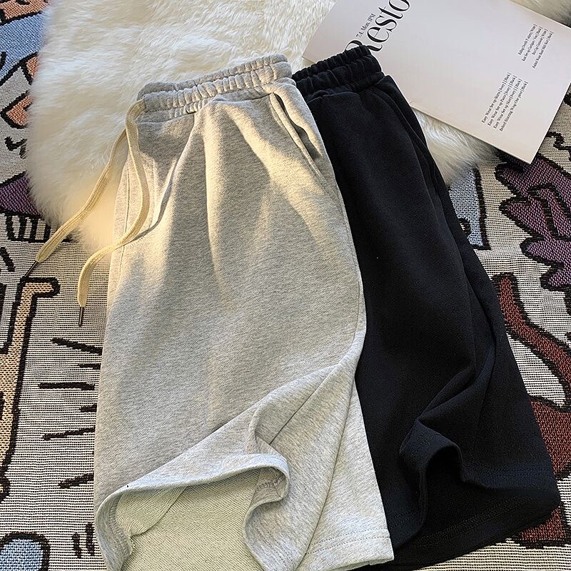 Solid Color Straight Outdoor Sports Shorts for Men, Summer Thin Five-Point Sweatpants, Loose and Handsome Casual Large Pants Solid Color Straight Outdoor Sports Shorts for Men, Summer Thin Five-Point Sweatpants, Loose and Handsome Casual Large Pants