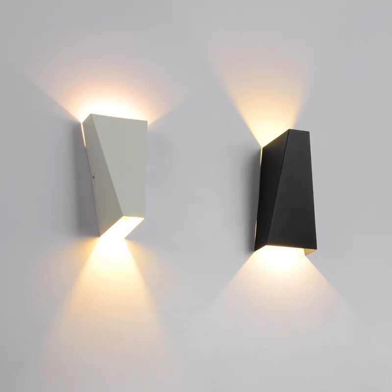 Foreign trade wholesale simple LED outdoor wall lamp black and white living room bedroom bedside lamp hotel corridor wall washing lamp