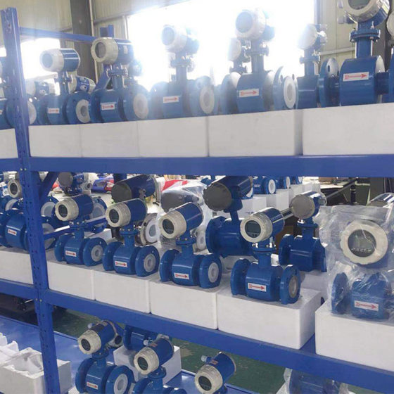Pipeline type electromagnetic flowmeter sewage liquid integrated split digital display high precision sensor DN50/DN125