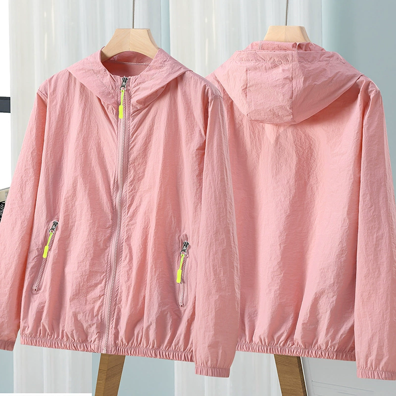 Лето 2024 Тонкая дышащая солнцезащитная одежда для мужчин и женщин свободная куртка большого размера на открытом воздухе солнцезащитная рубашка для кожи