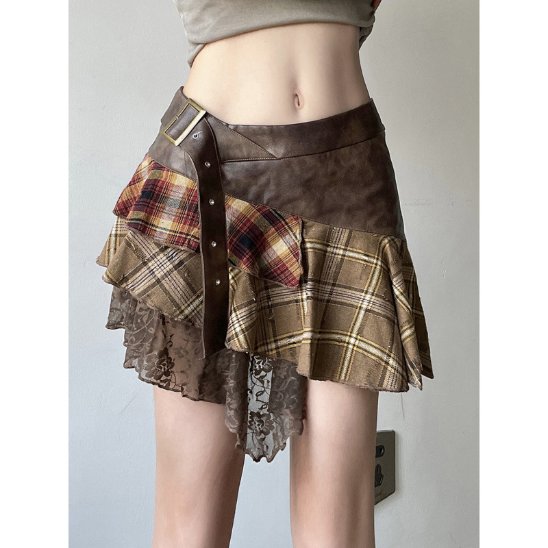 恋恋布忘流浪少女废土风穿搭格纹拼接半身裙复古V字腰蕾丝短裙