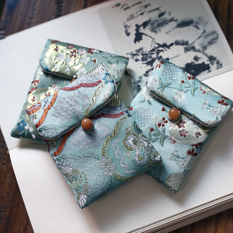 24 Color Embroidered Brocade Gift Cloth Bag Style Play Bag Jewelry Storage Bag Flap Wallet Fabric Plus logo 24 Color Embroidered Brocade Gift Cloth Bag Style Play Bag Jewelry Storage Bag Flap Wallet Fabric Plus logo