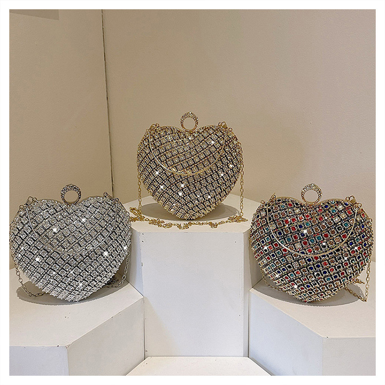 Plata Colores Oro Metal Forma De Corazón Diamante De Imitación En Forma De Corazon Bolsos De Noche display picture 8