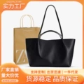 Black (with counter gift bag)