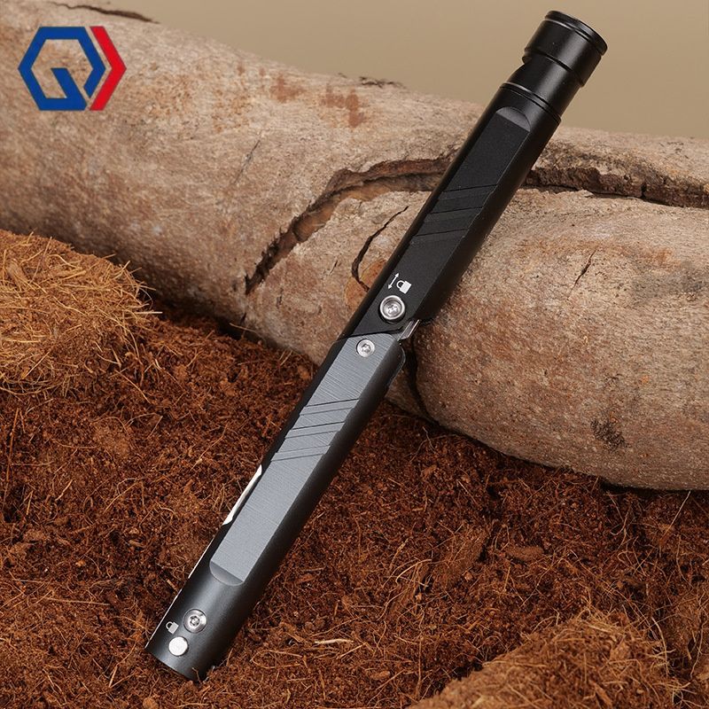 庆迪厂家批发多功能刀 便携式隐形折叠工具 带口哨打火棒求生野营