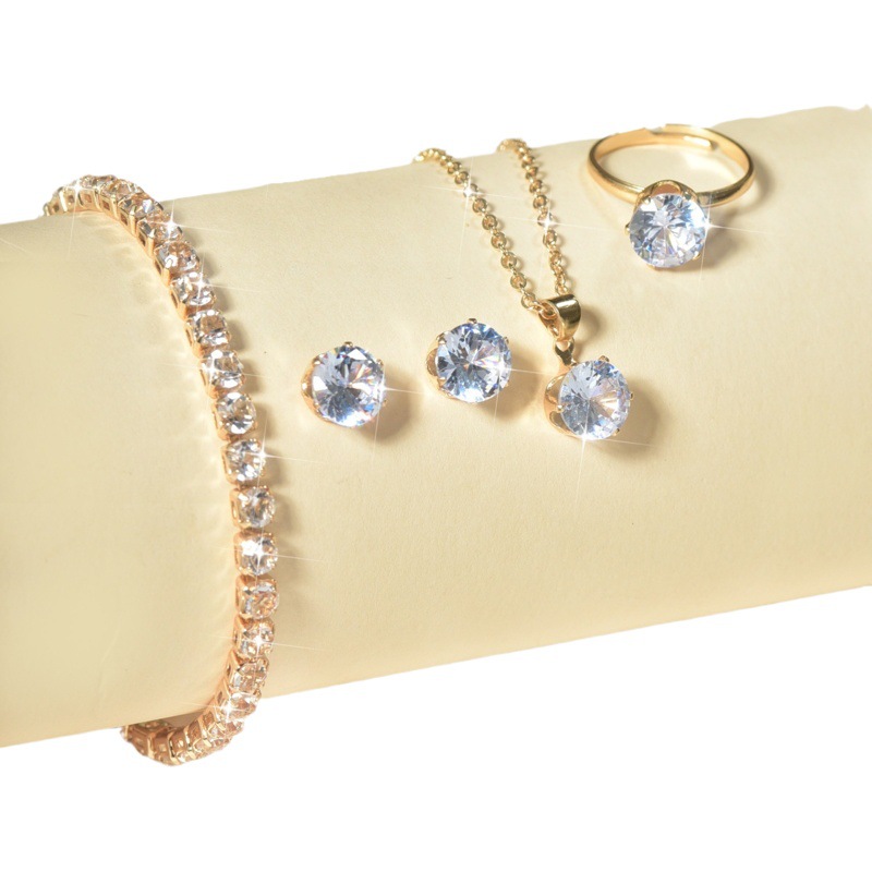 Zircon European and American Jewelry Jewelry suit Cross-border Earrings Necklace Ring Bracelet Four-piece Set Yiwu Accessories Claw Chain