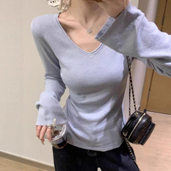 韩系简约V领锁骨喇叭袖针织长袖t恤女秋冬辣妹修身纯色打底衫上衣