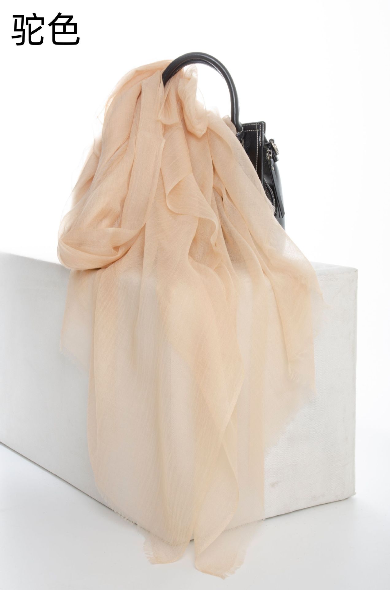 Fábrica de Mongolia Interior nuevo estilo liso 400 anillo ligero bufanda de terciopelo otoño e invierno cuatro estaciones damas cálido chal grande