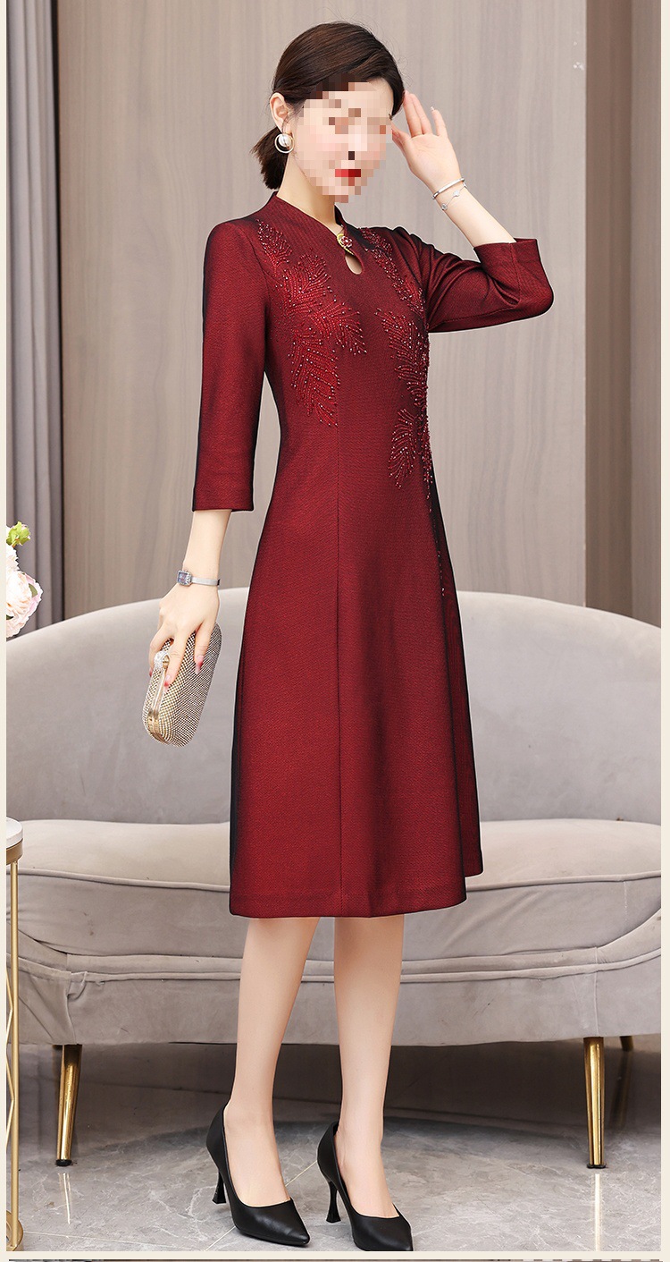 Red With An Elegant And Sophisticated Feel, Suitable For Mother Of The Bride At A Banquet, Autumn Style Wedding Dress,_ecoleips.com
