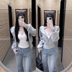 花灰色辣妹短款正肩卫衣外套女早秋掐腰显瘦开衫上衣韩系chic穿搭