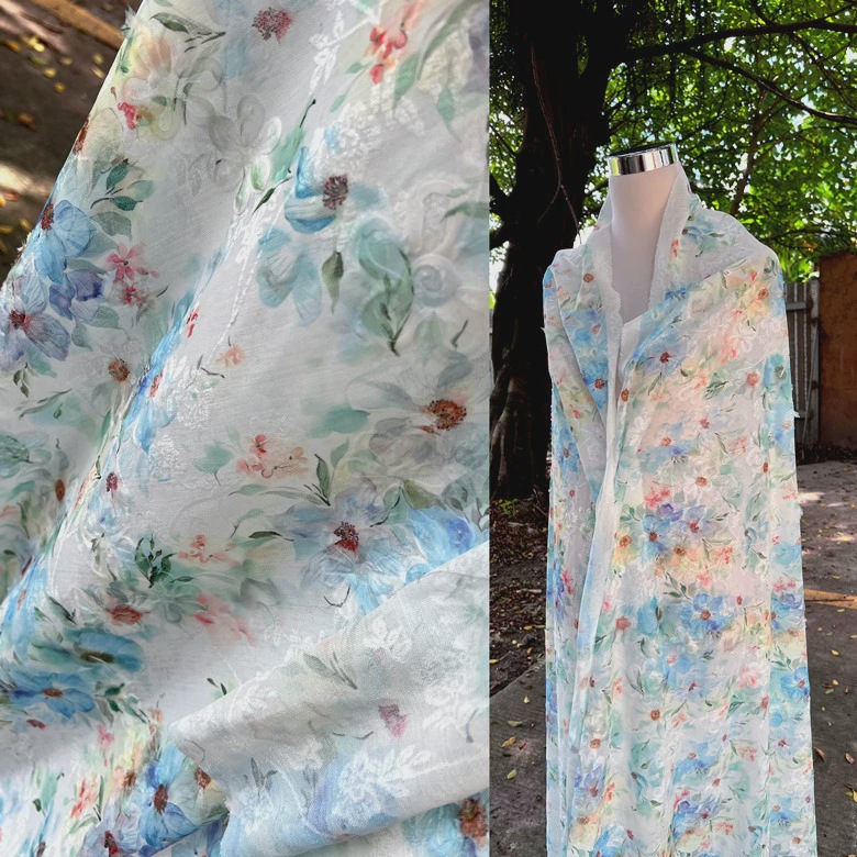 优质浮雕艺术风彩色晕染弹力网纱布料连衣裙礼服女装设计师面料