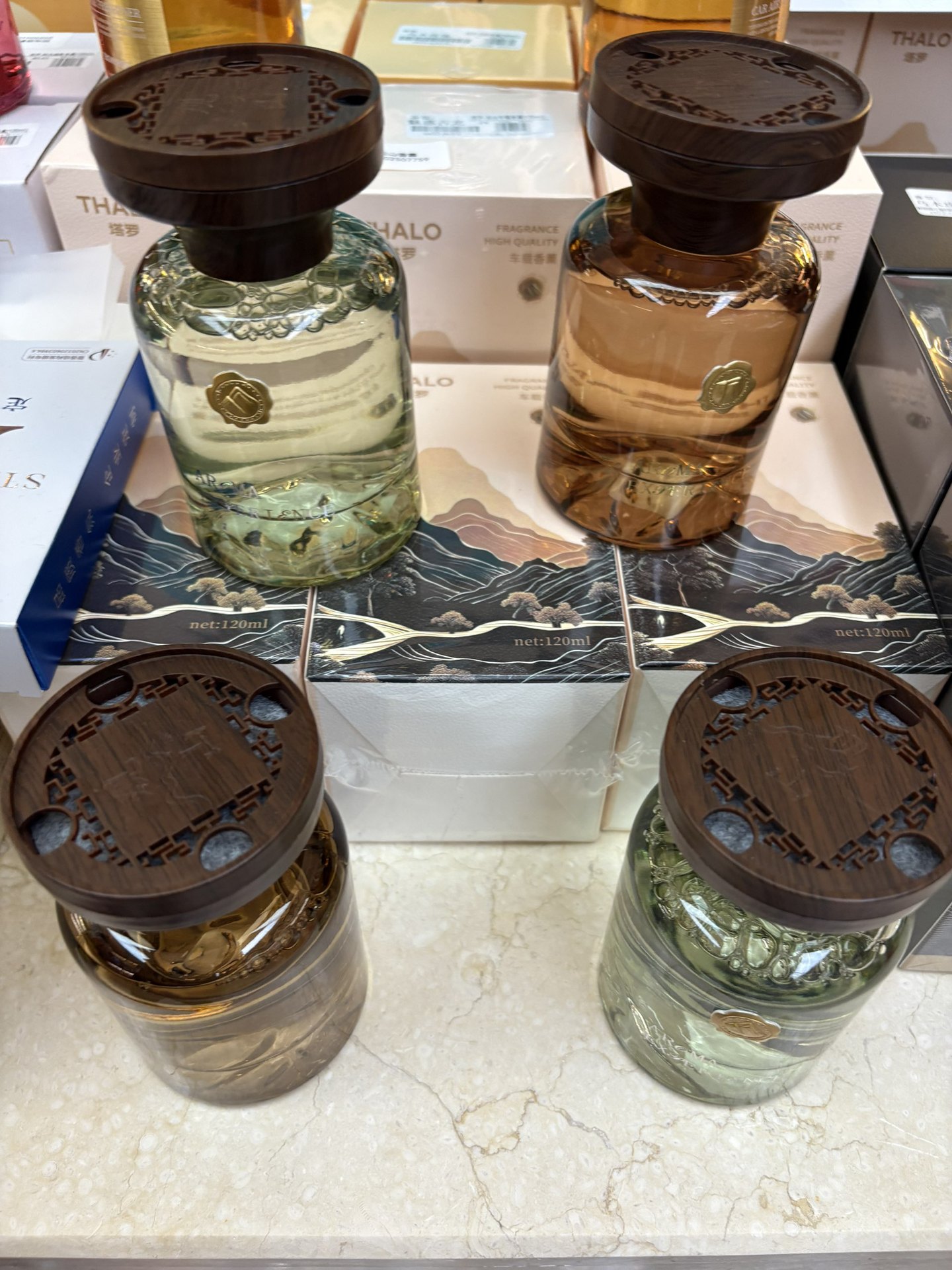 Hilton Hotel Car Fragrance 5 New Car Perfume Long-Lasting Fragrance High-End Car Perfume Holder for Vehicles