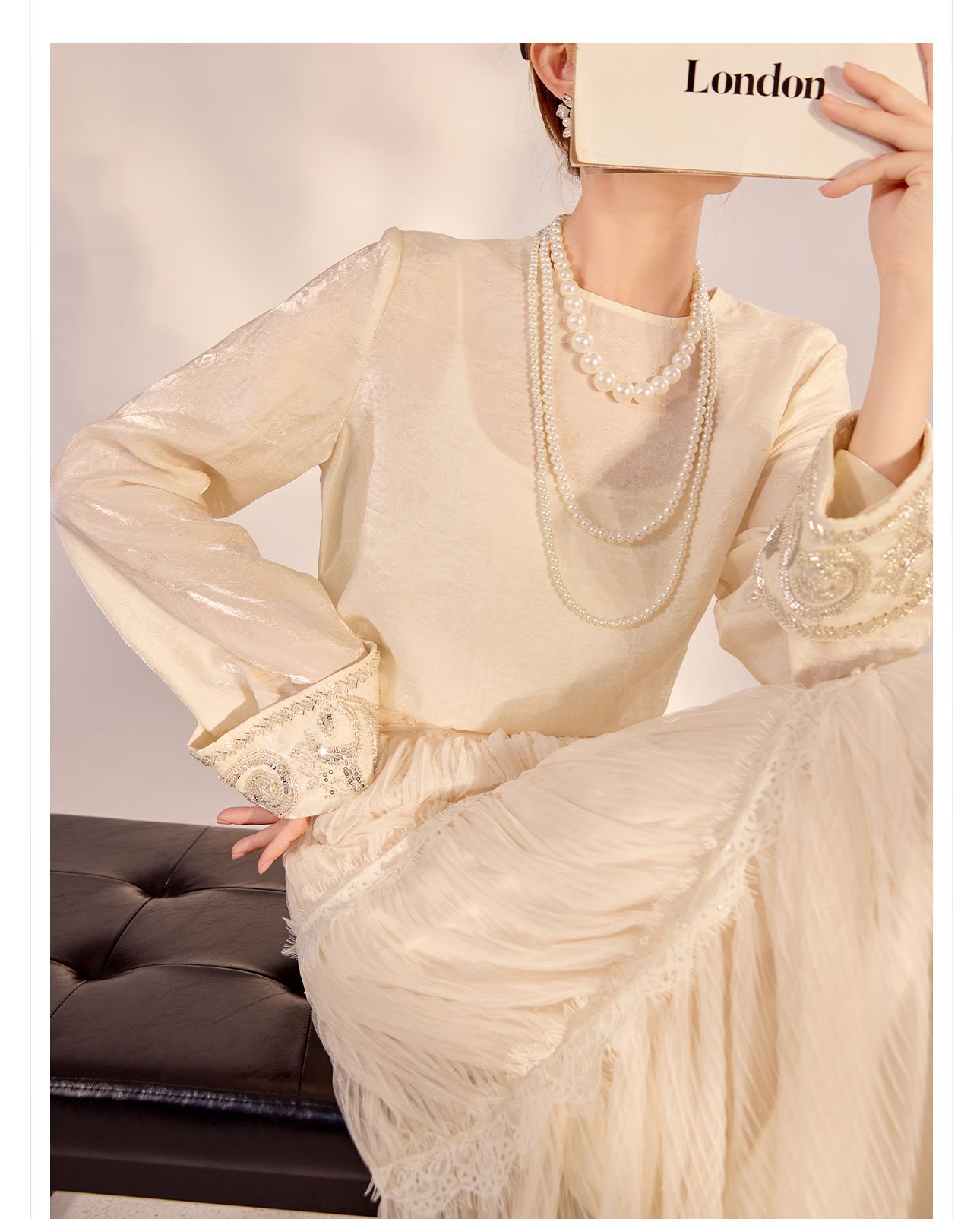 Áo sơ mi nữ dài tay phong cách Trung Hoa mới, đính cườm thêu tay, chất liệu rayon mỏng nhẹ N2071 — Màu hồng, Màu trắng be, Màu vàng nhạt chi tiết 8