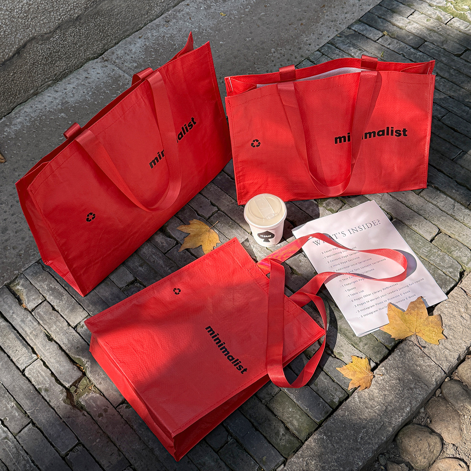 2025 nueva tienda de ropa de alta calidad bolsas de tejido tridimensionales bolsas de mano bolsas de compras de ropa de mujer logotipo personalizado rojo