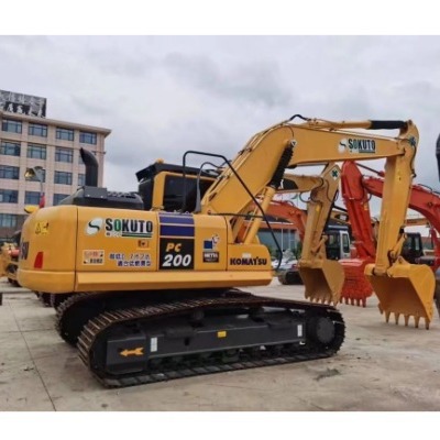 Exportación de segunda mano Komatsu 200 - 8 Carter 320 Excavadora en Beijing