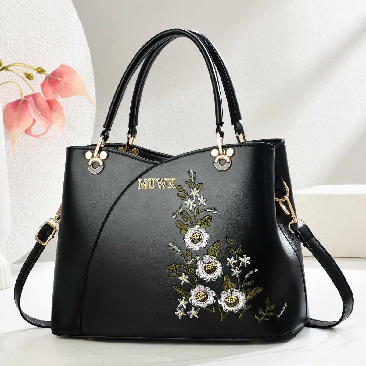 Bolsos de mujer con flores bordadas de fábrica, bolsos de mujer de tendencia de moda, bolsos de mensajero de un solo hombro con sentido de alta gama, bolsos de todo fósforo, mujeres image 7