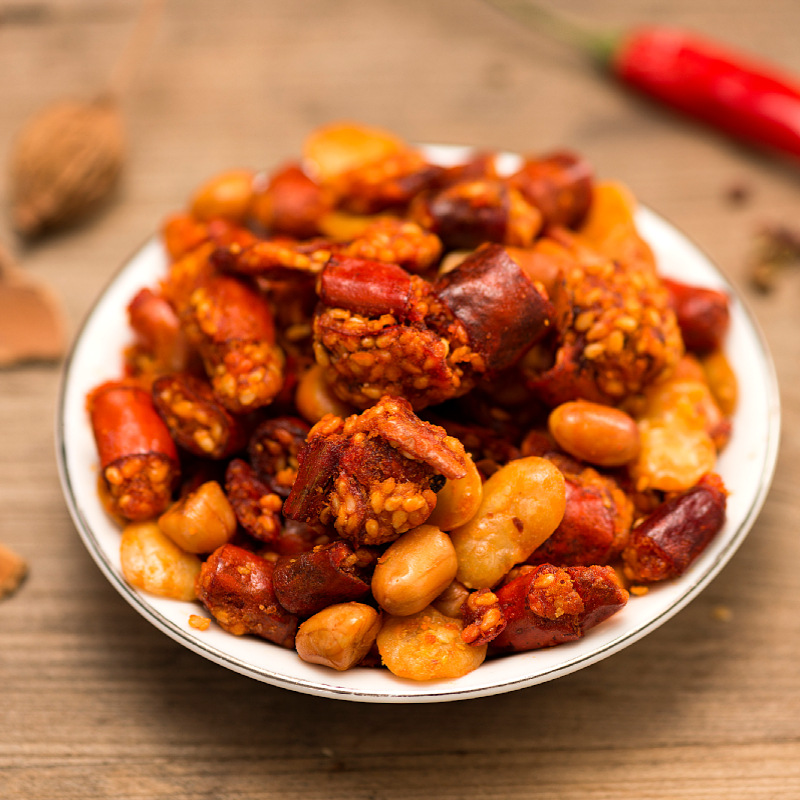 Dropshipping Guizhou internet celebrity snacks Crispy Guanlin Spicy Peanut Broad Bean Chili Nut Fried Snacks