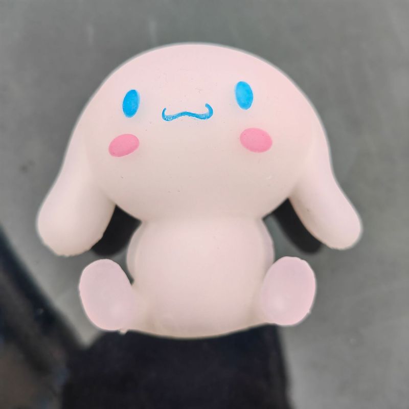 創意光が変色に遭遇したイチゴのつまみが楽で、ボールのシミュレーションを行います。|undefined