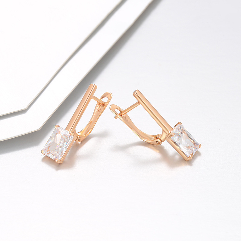 Xuping aretes de gemas artificiales cuadrados geométricos retrógrados botones de orejas rusos temperamento simple D botones de orejas