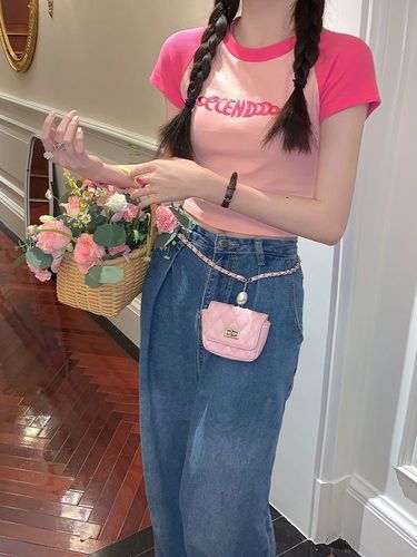 Embroidered short-sleeved T-shirt women's summer design niche slim sweet hottie navel-baring short t-shirt top ins trend