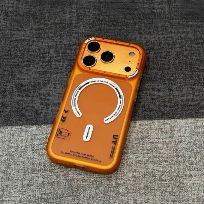 Чехол для iPhone 17 с MagSafe матовый M1