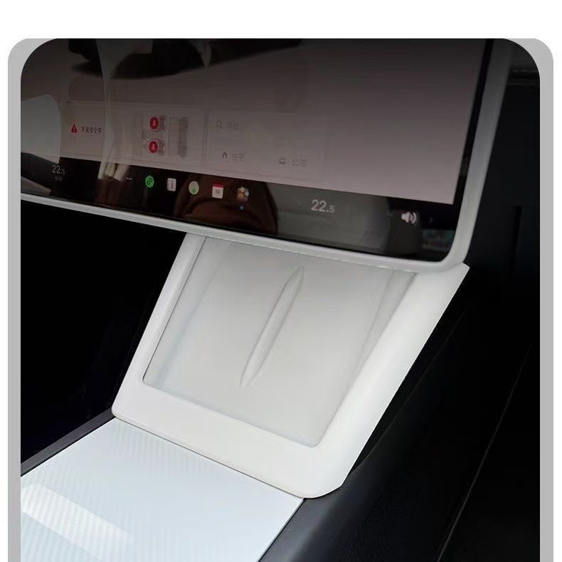 Suitable for Tesla's New Version of Model Y/3 Central Control Wireless Charging Trim Protective Cover Interior Accessories Color Change