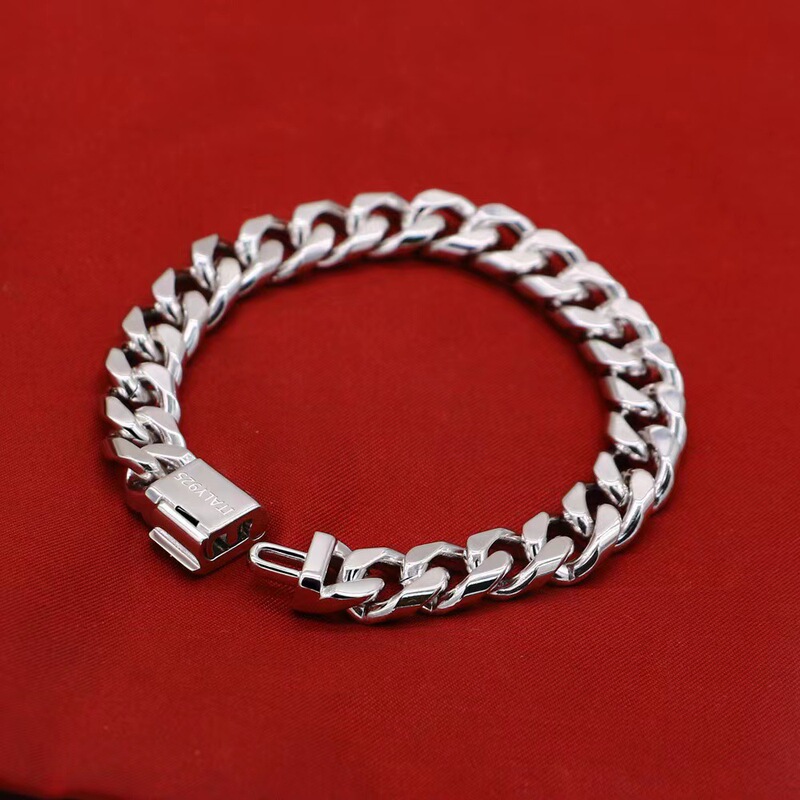 Vintage Cross-Border Hot-Selling Cuban Smooth Bracelet, Niche High-End Style, Bold European and American Punk Personality Jewelry, Gift for Boyfriend Vintage Cross-Border Hot-Selling Cuban Smooth Bracelet, Niche High-End Style, Bold European and American Punk Personality Jewelry, Gift for Boyfriend