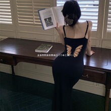 御姐小红裙纯欲风辣妹性感修身包臀吊带裙小众设计镂空蝴蝶连衣裙