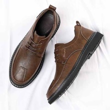 2023秋季新款男士商务休闲皮鞋男手工缝制系带休闲男鞋8109