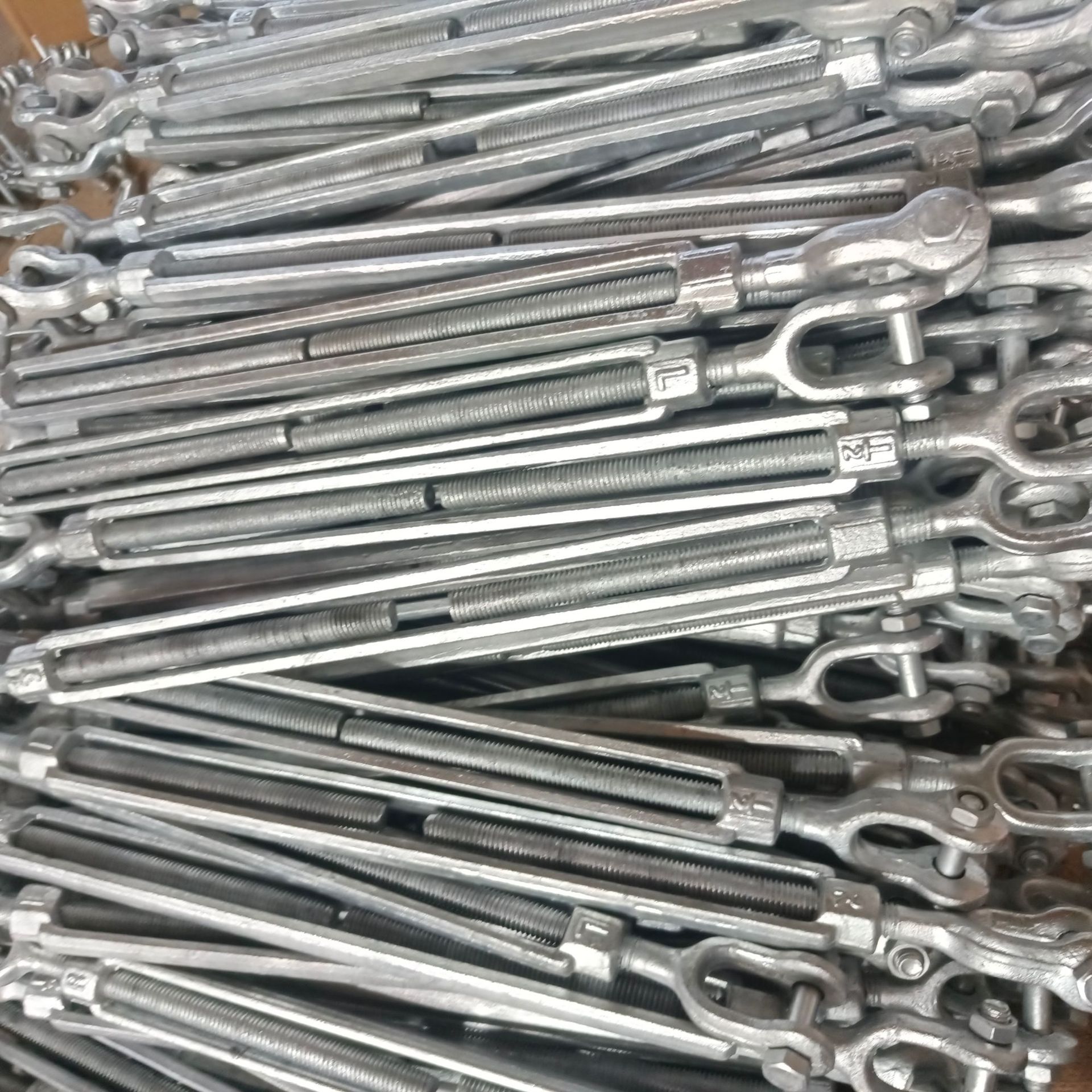 青岛力邦高强度45#碳结钢美式模锻花兰3/8x6叉叉型适用于船舶桥梁