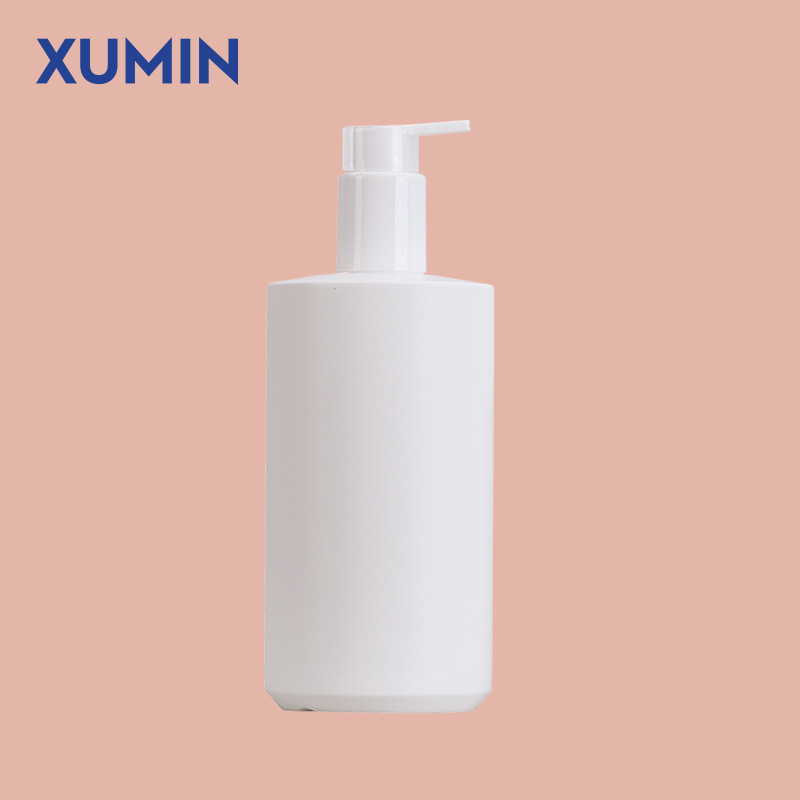 Nuevo producto PE peluche plástico botella de bomba de presión 100 - 200ml botella de emulsión blanco mat 300 - 500ml botella de champú