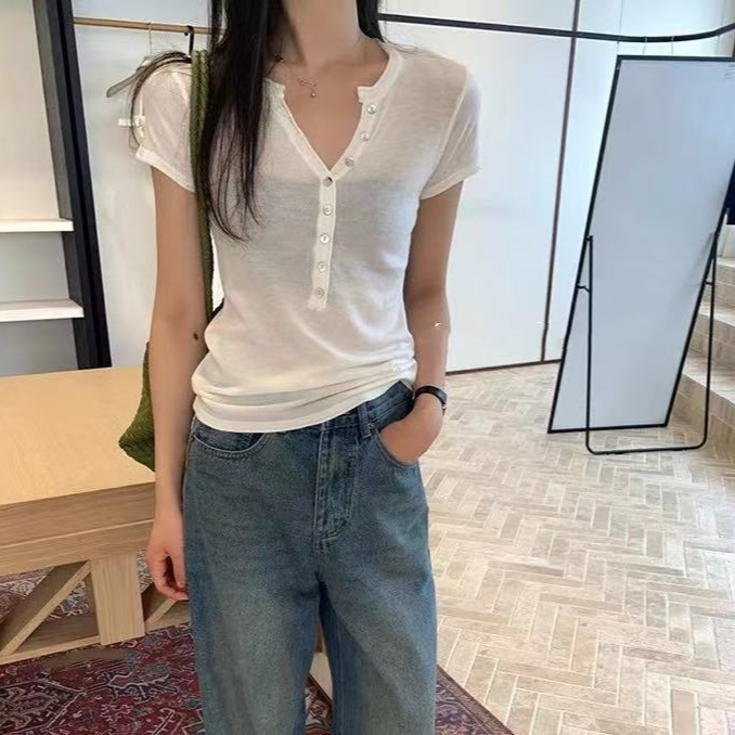 韩版短袖纽扣针织衫女秋季时尚百搭修身显瘦小众设计短款小上衣|undefined