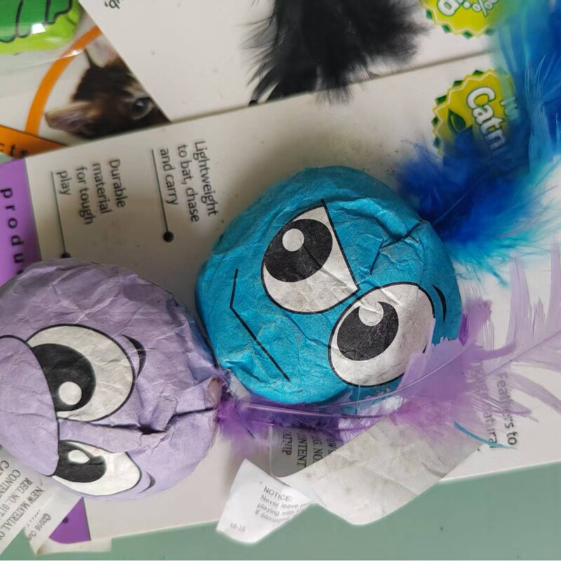 Petstages Pet Stage Exit Badminton Brothers Funny Cat Toy Plush Texture and Shaking