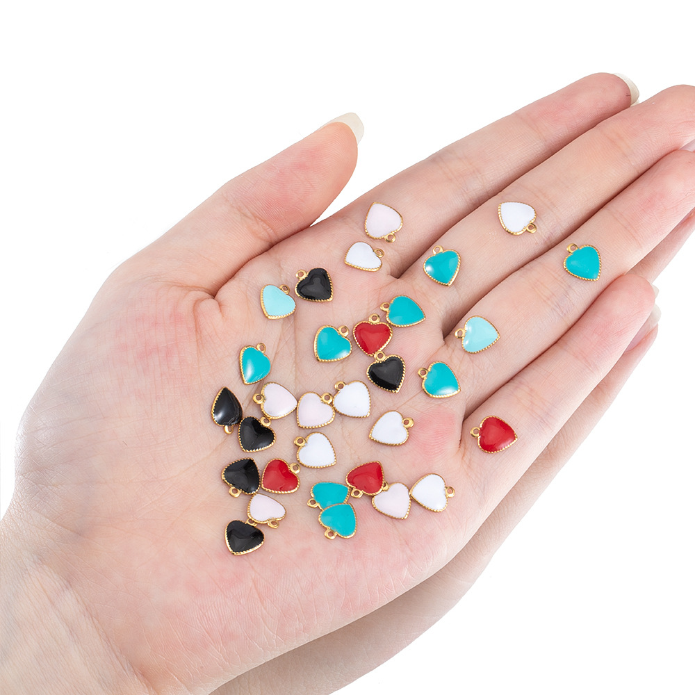 10 Τεμάχια/συσκευασία 8,5 * 9,5 Mm 304 Ανοξείδωτο Ατσάλι Αγάπη Σχήμα Καρδιάς. Κρεμαστό Κόσμημα display picture 1