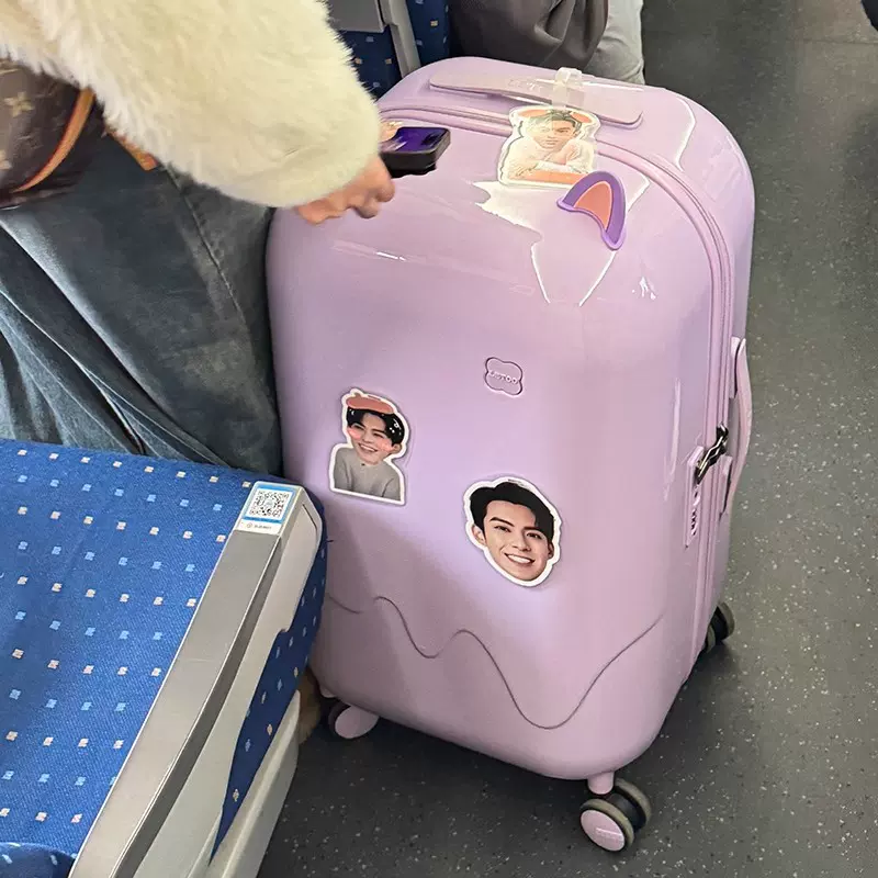 LETOO行李箱女高颜值拉杆箱20寸登机箱学生密码箱渐变色旅行箱28