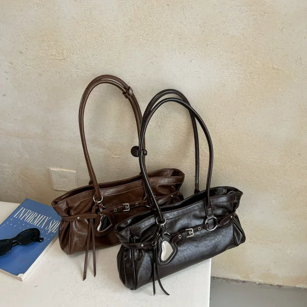 Cross-border retro commuter tote bag, fashionable and stylish, made of waxed leather, an underarm bag, versatile for export, casual and everyday shoulder bag