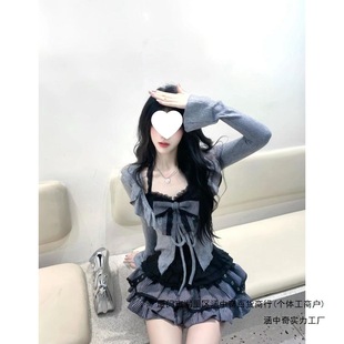 ĺɫ�����Z��Ů�к�ɫ�ٽz���~�_���@�ݵ���ƴ�ӵ�������ȹ������