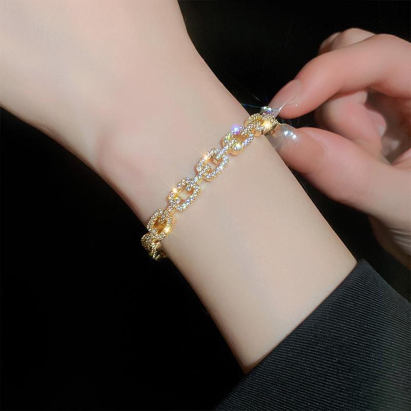 8 pulseras - doradas