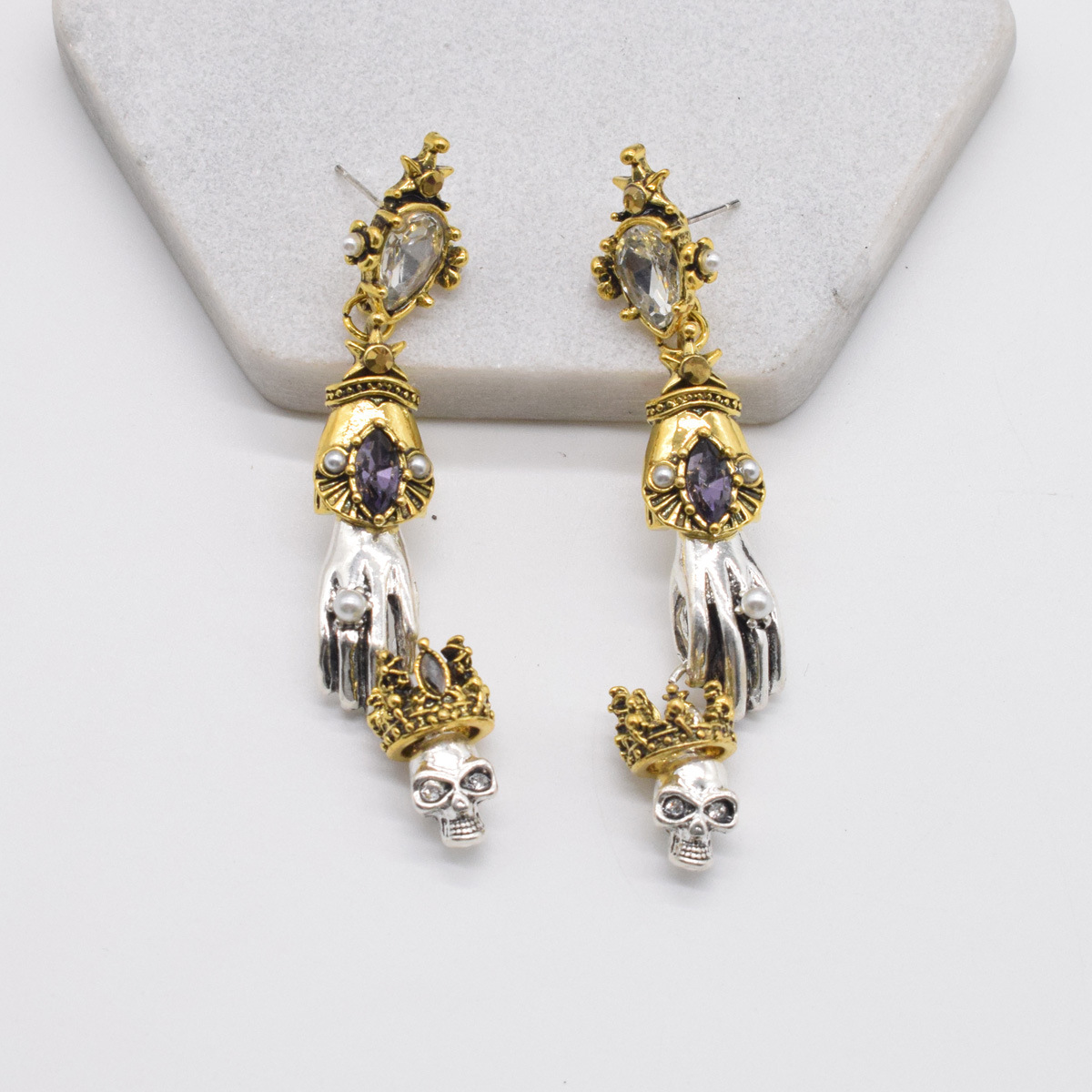 European and American exaggerated diamonds make old earrings Diablo…