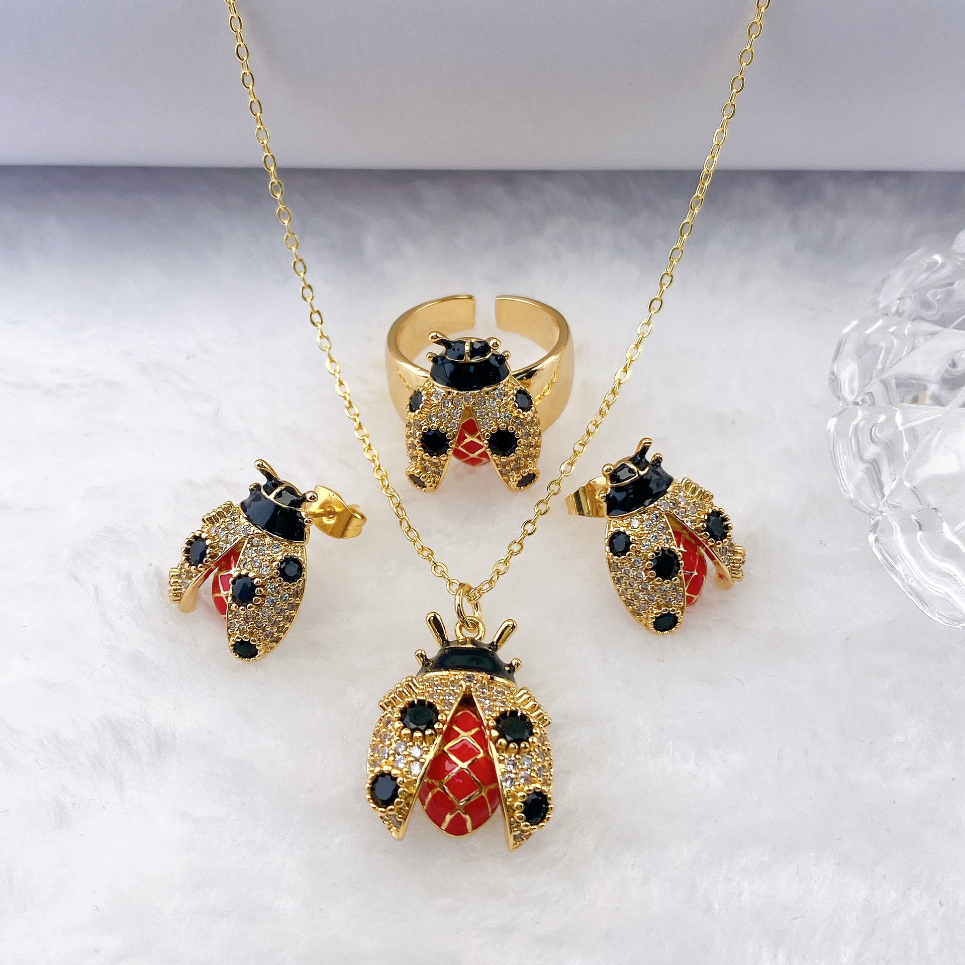 Insect, Ladybugs Pattern Delicate Zircon Beetle Set Cute Elegant Insect Ladybug Unique Personality Trendy Match Copper Pendant Ins Style Embedded Diamond