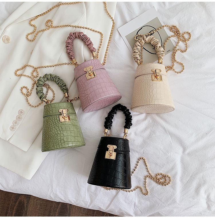 Women's Medium Pu Leather Marble Solid Color Streetwear Lock Clasp Bucket Bag display picture 10
