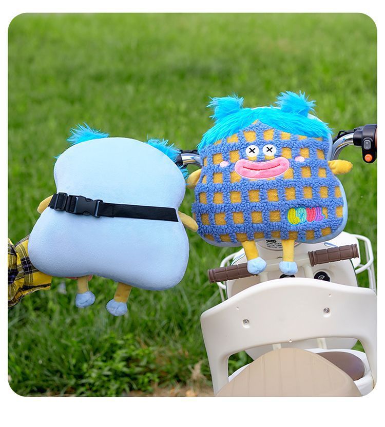 Cartoon Monster-Shaped Anti-Collision Pad for Electric Vehicles, Cute and Adorable, a Travel Essential for Protecting Baby's Head, Suitable for All Seasons