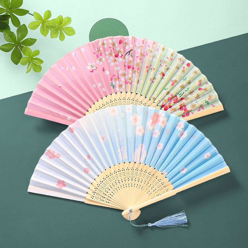Ventilador plegable de estilo chino de verano estilo antiguo de alta gama Hanfu cheongsam abanico chino abanico de baile plegable para niños abanico de bambú