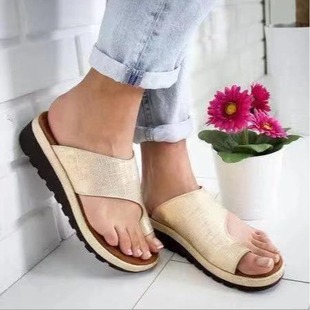 �羳؛Դ���R�d���u �⴩Ƥ���¸���ֺ����ЬŮ���Q��a�F؛40-43