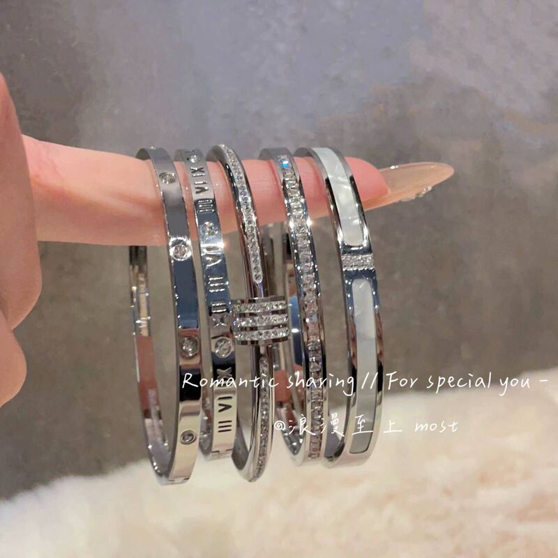 Gimmel Small Man Waist Bracelet Women's Light Luxury Niche Refined Vein Ring Bracelet High-grade Titanium Steel Color-free Bracelet