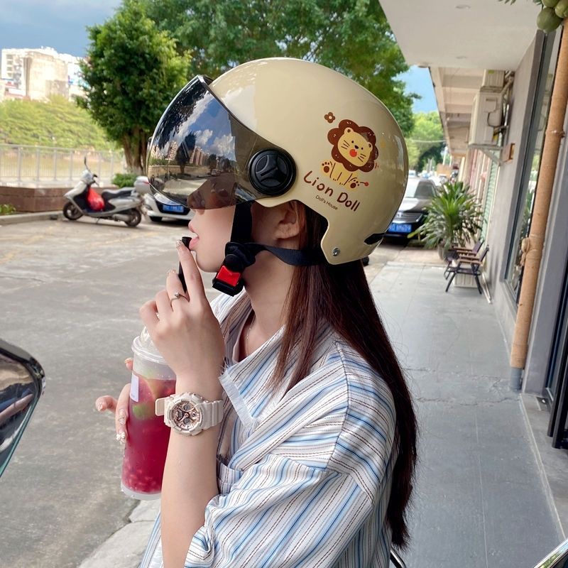 Cartoon Cat 3C Certified Electric Vehicle Helmet - Winter/All Seasons - New National Standard