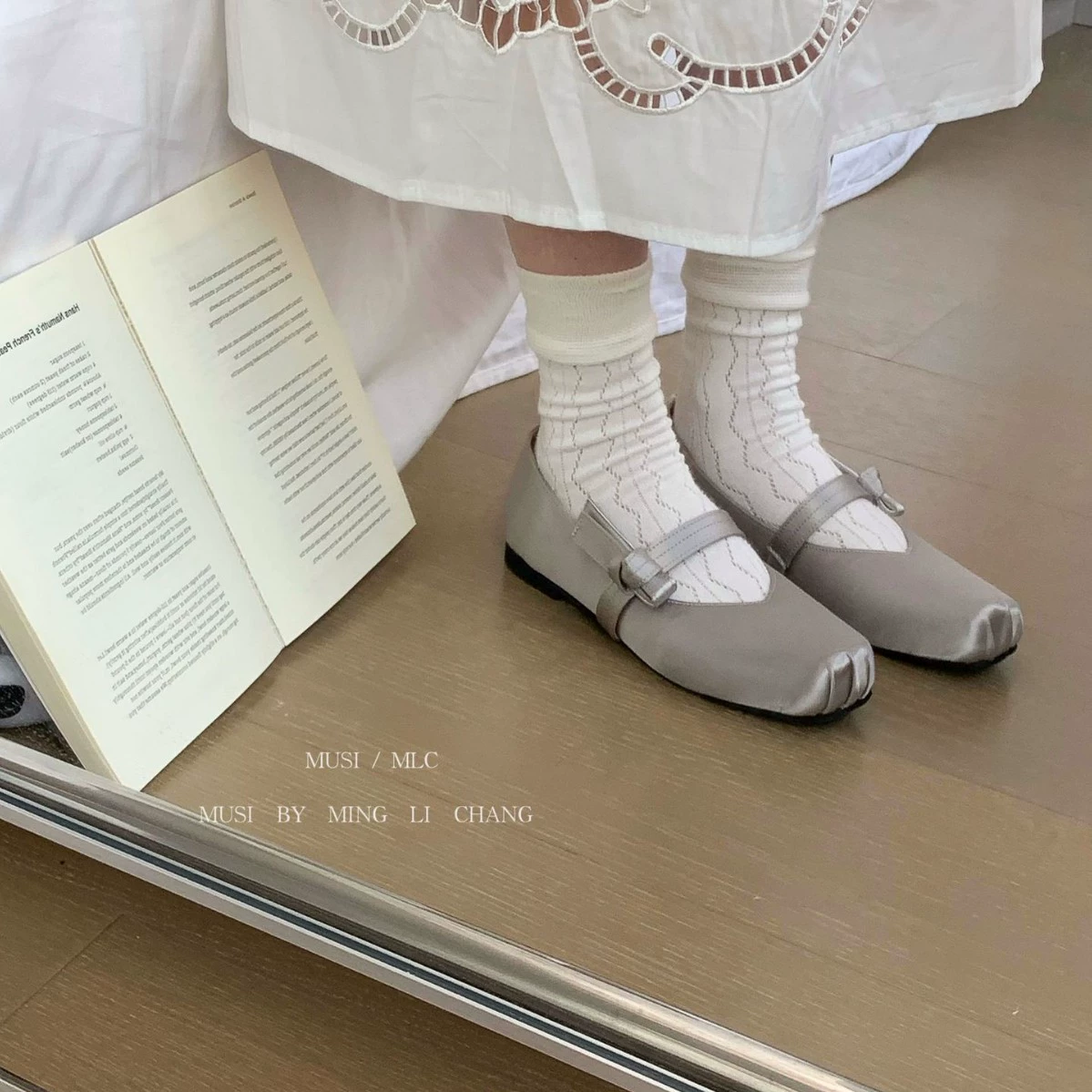 Корейские ретро-туфли Mary Zhen с квадратным носком и мягкой подошвой, женские, весна 2025, новые туфли Doudou, французская юбка, бабушкины туфли
